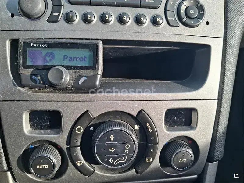 Usado Peugeot 308 Sport 120 CV (88 kW) 2007 Gris / plata Utilitario