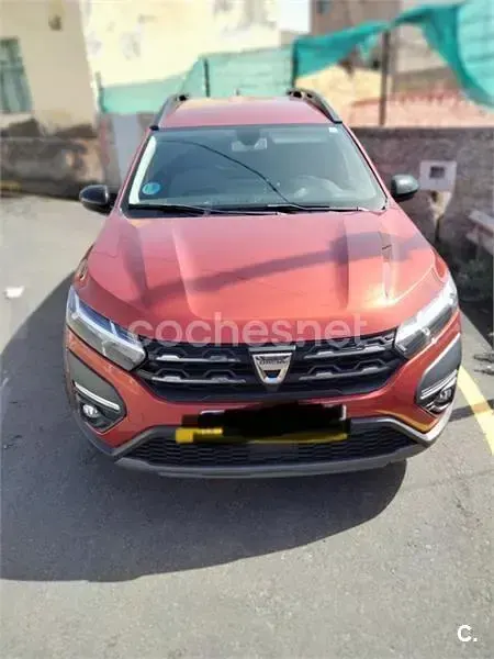 Usado Dacia Jogger Extreme 110 CV (80 kW) 2022 Rojo Monovolumen