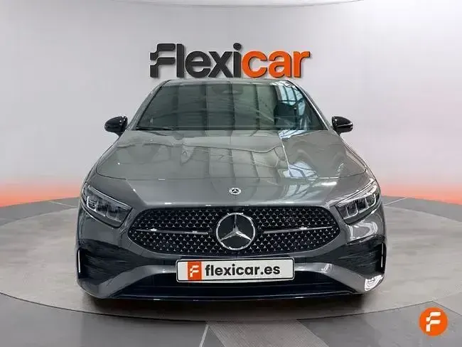 Käytetty Mercedes A250 218 HP (160 kW) 2024 Harmaa