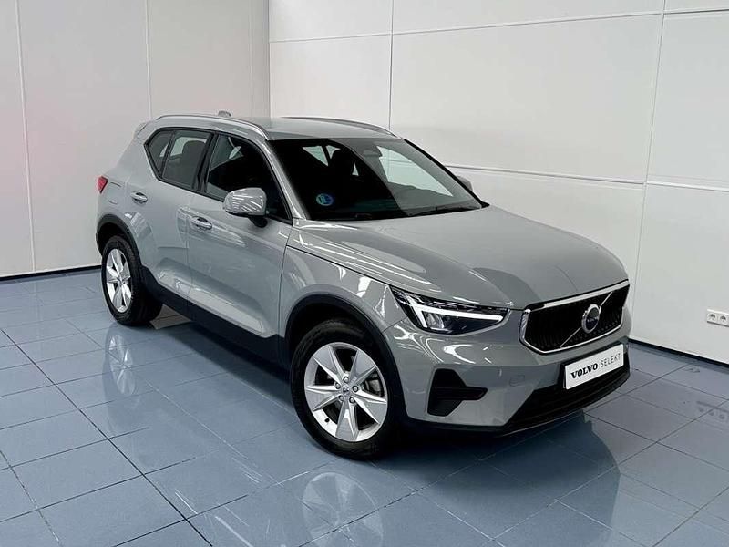 Usado Volvo XC40 Core 163 CV (119 kW) 2023 Gris SUV