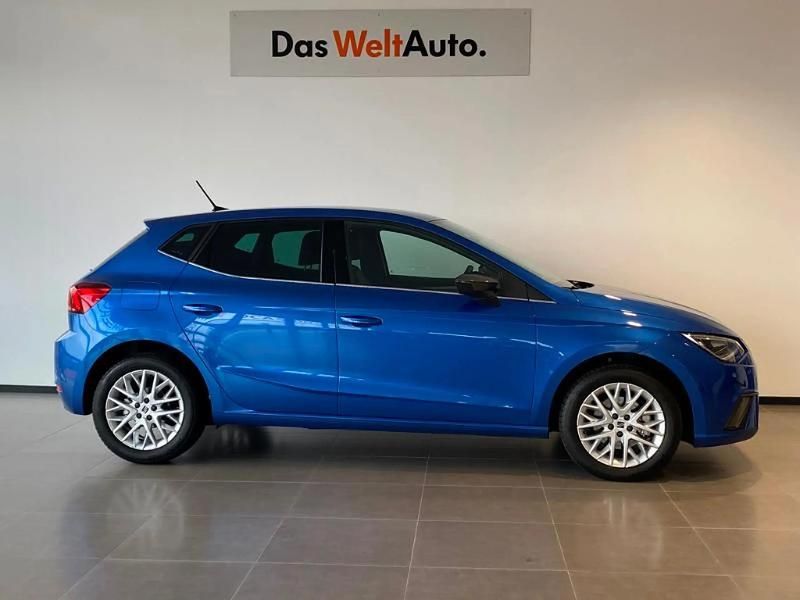 Usado Seat Ibiza XCELLENCE 115 CV (84 kW) 2025 Azul