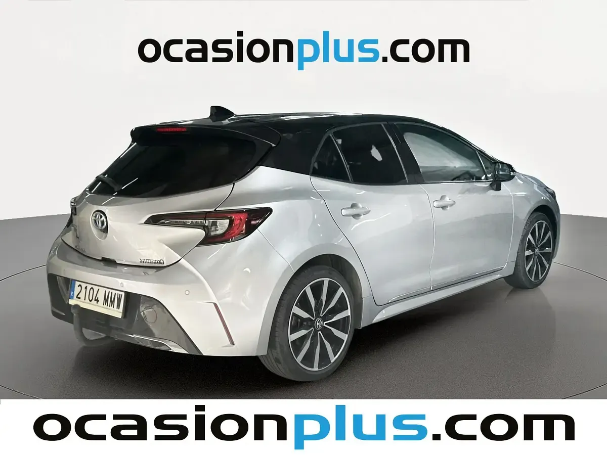 Usado Toyota Corolla Edition 140 CV (102 kW) 2024 Gris plata Utilitario