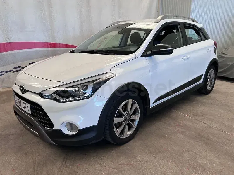 Usado Hyundai i20 Active 90 CV (66 kW) 2017 Blanco Berlina