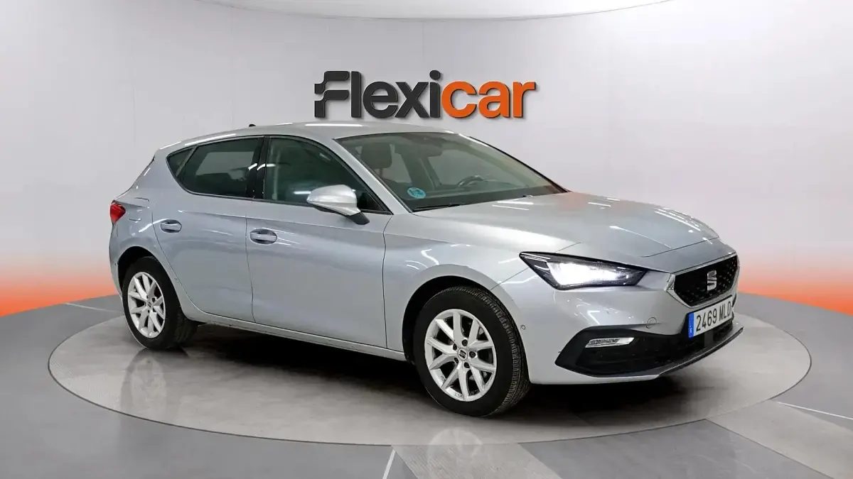 Usado Seat Leon Style 131 CV (96 kW) 2023 Berlina