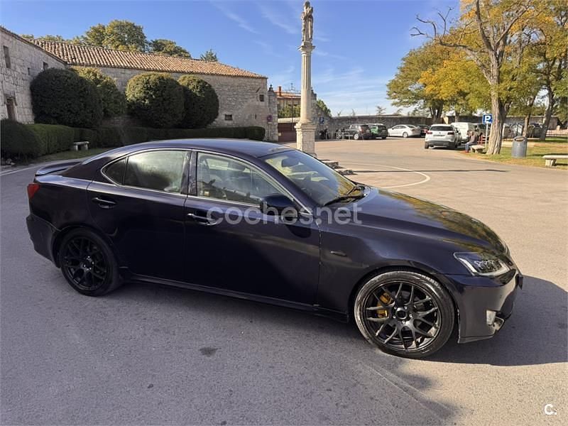 Usado Lexus IS250 Sport Line 208 CV (152 kW) 2006 Azul Berlina