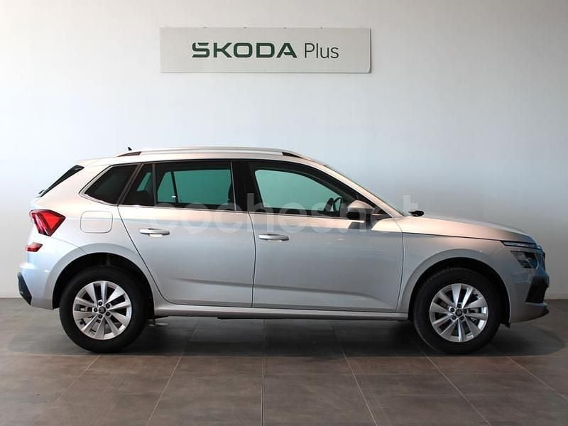 Nuevo Skoda Kamiq Selection 115 CV (84 kW) 2025 Gris / plata SUV