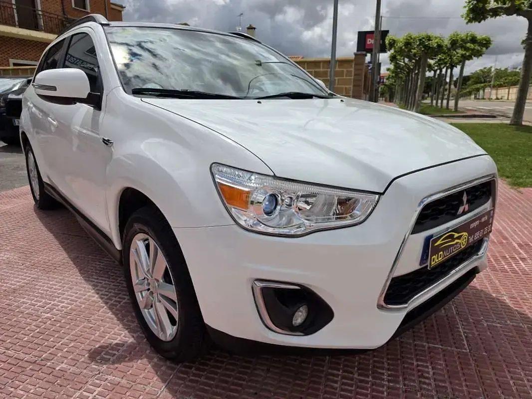 Usado Mitsubishi ASX Motion 116 CV (85 kW) 2013 Blanco SUV