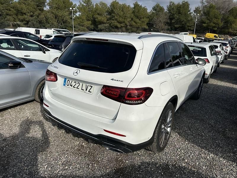 Usado Mercedes GLC43 AMG 194 CV (142 kW) 2022 Blanco SUV
