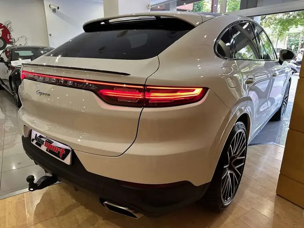 Usado Porsche Cayenne 340 CV (250 kW) 2019 Blanco SUV