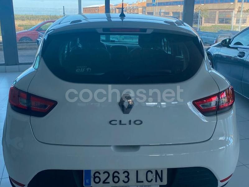 Usado Renault Clio IV Business 75 CV (55 kW) 2019 Blanco Berlina