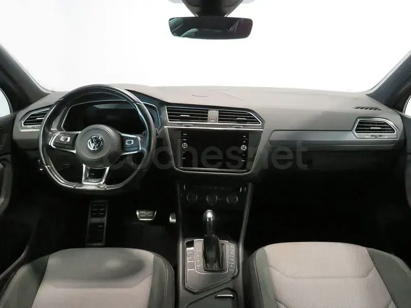 Usado VW Tiguan Sportline 150 CV (110 kW) 2019 Gris / plata SUV