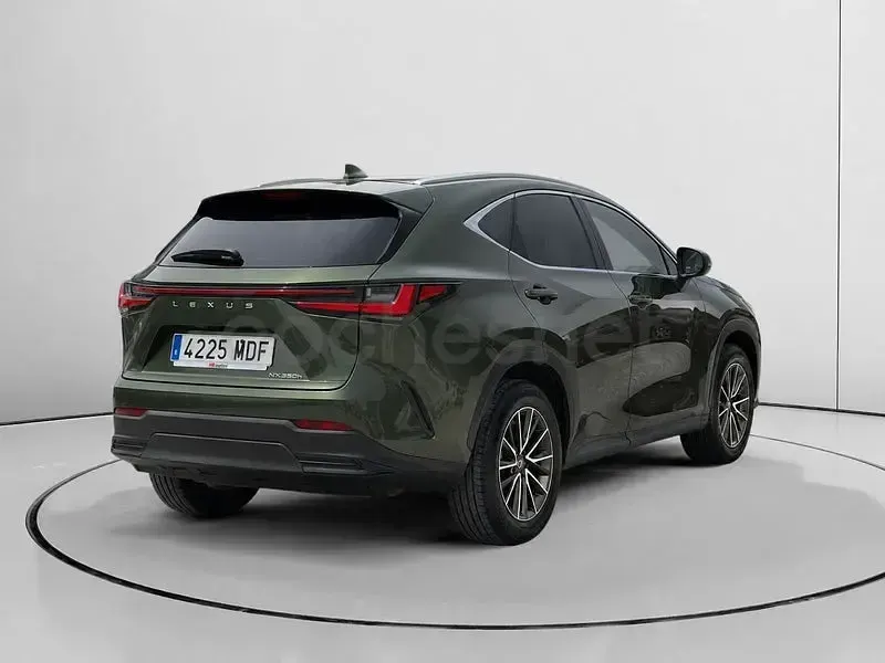 Usado Lexus NX350h Business Edition 242 CV (177 kW) 2023 Verde SUV