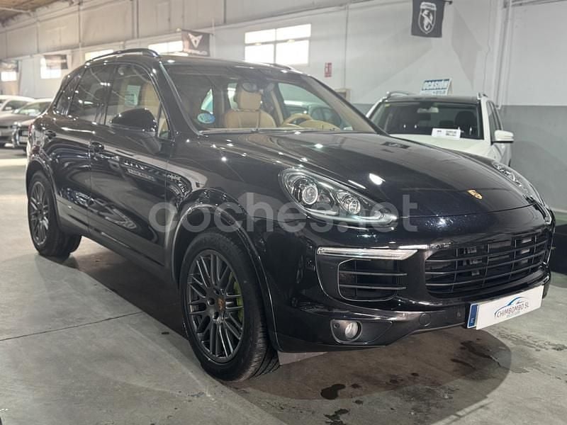 Usado Porsche Cayenne S E-Hybrid 416 CV (305 kW) 2016 Negro SUV