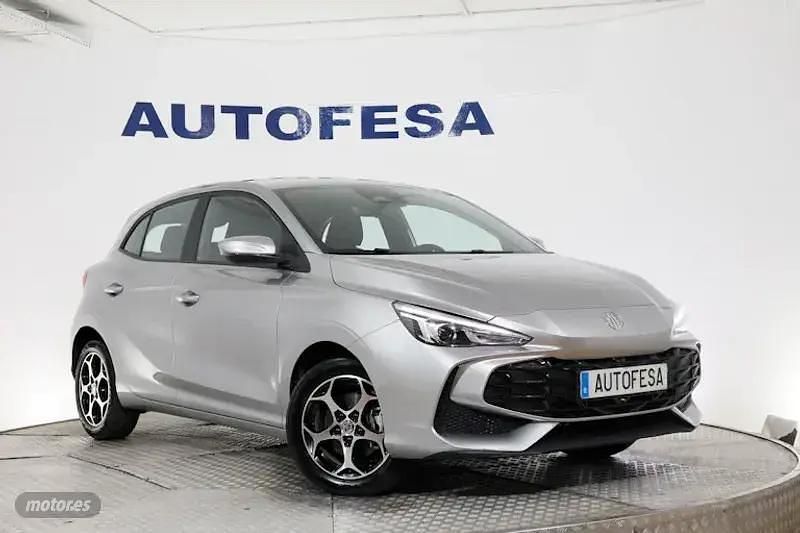 Usado MG MG3 Comfort 194 CV (142 kW) 2024 Plateado Utilitario