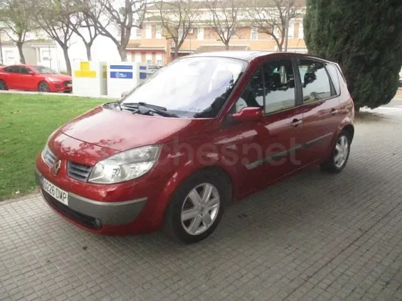 Usado Renault Scénic Authentique 100 CV (73 kW) 2005 Granate Monovolumen
