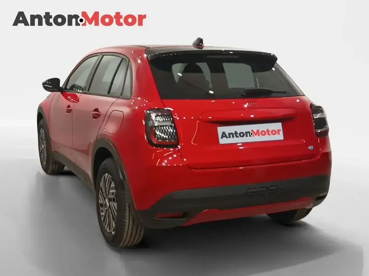 Nuevo Fiat 600E La Prima 114 kW (156 CV) 2025 Rojo