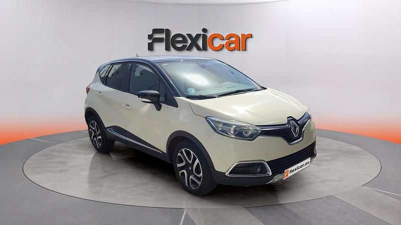 Usado Renault Captur 110 CV (80 kW) 2015 Beige SUV