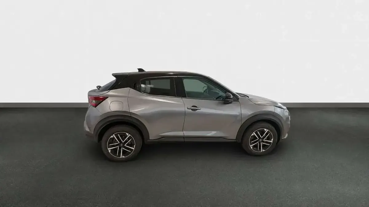 Usado Nissan Juke N-Connecta 114 CV (83 kW) 2025 Gris SUV