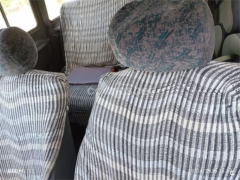 Käytetty Citroën C15 60 HP (44 kW) 2000 Musta Van