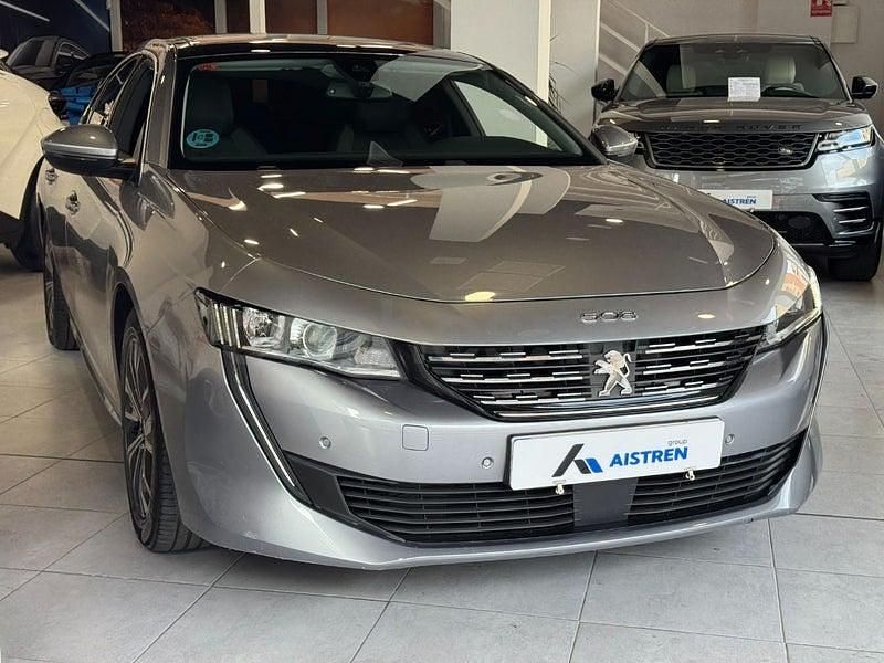 Usado Peugeot 508 SW Allure 120 CV (88 kW) 2018 Gris / plata Familiar