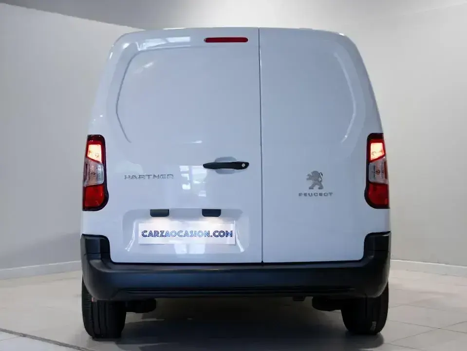 Usado Peugeot E-Partner 100 kW (136 CV) 2024 Blanco Monovolumen
