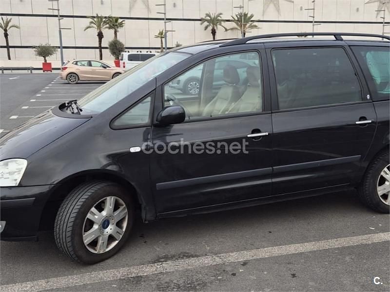 Negro Usado 2006 Ford Galaxy Ghia Monovolumen | 3200 € (Super precio) - Imagen 1/4