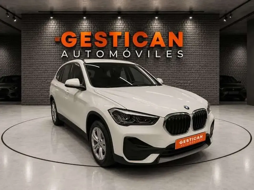 Usado BMW X1 220 CV (161 kW) 2022 Blanco SUV