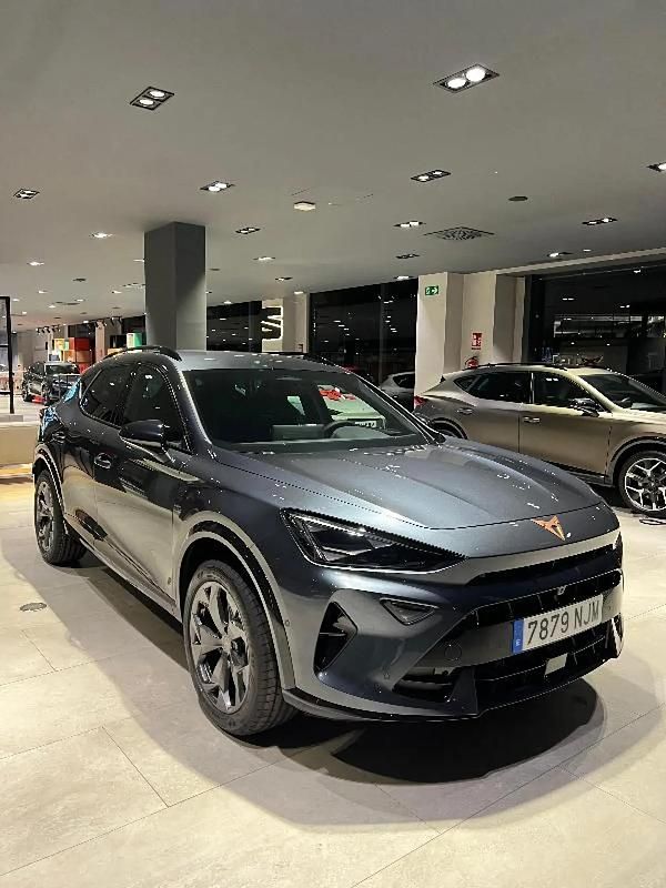 Gris/plata Nuevo 2025 Cupra Formentor SUV | 35.990 € (Caro) - Imagen 1/4