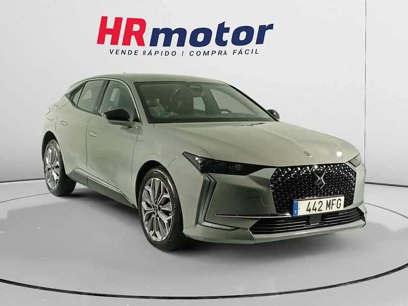 Verde Usado 2023 DS Automobiles DS4 Trocadero Berlina | 22.490 € (Precio justo) - Imagen 1/4