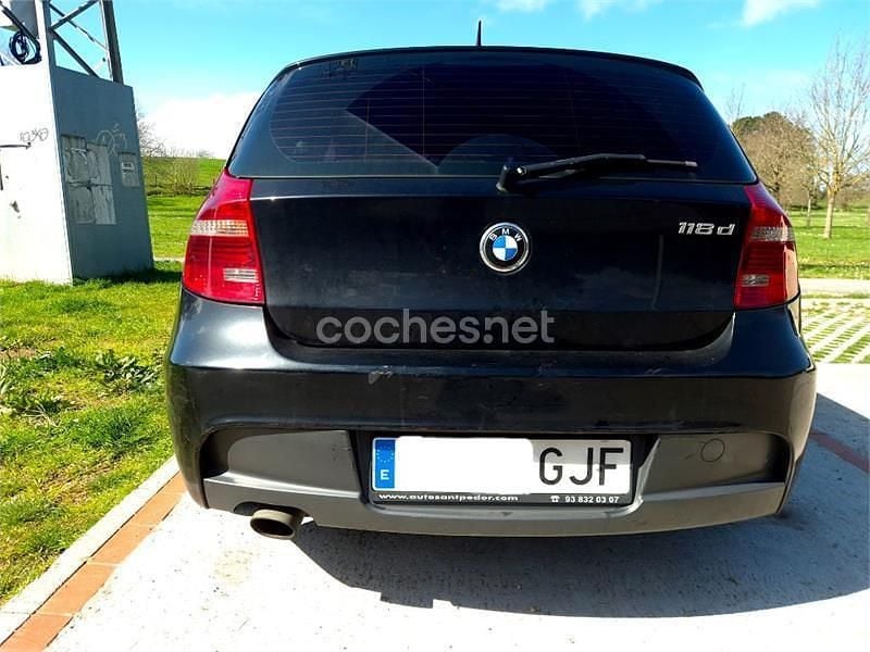 Usado BMW 118 143 CV (105 kW) 2008 Negro Utilitario