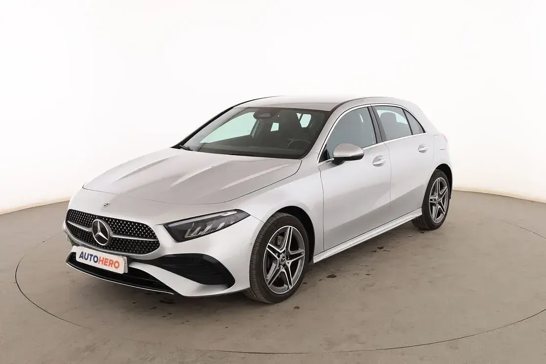 Usado Mercedes A250 AMG line 218 CV (160 kW) 2023 Berlina