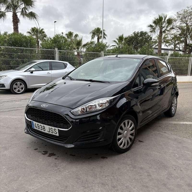 Negro Usado 2016 Ford Fiesta Trend Utilitario | 7500 € (Precio justo) - Imagen 1/4