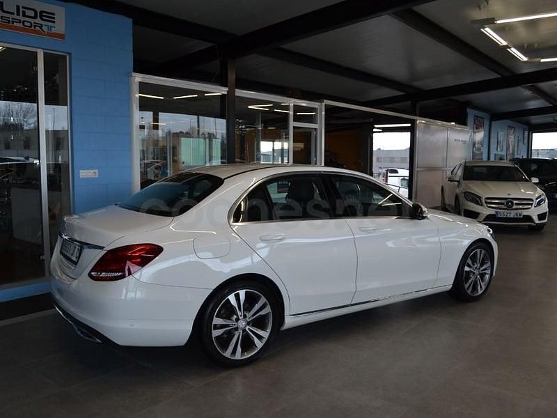 Usado Mercedes C200 Avantgarde 136 CV (100 kW) 2016 Blanco Berlina