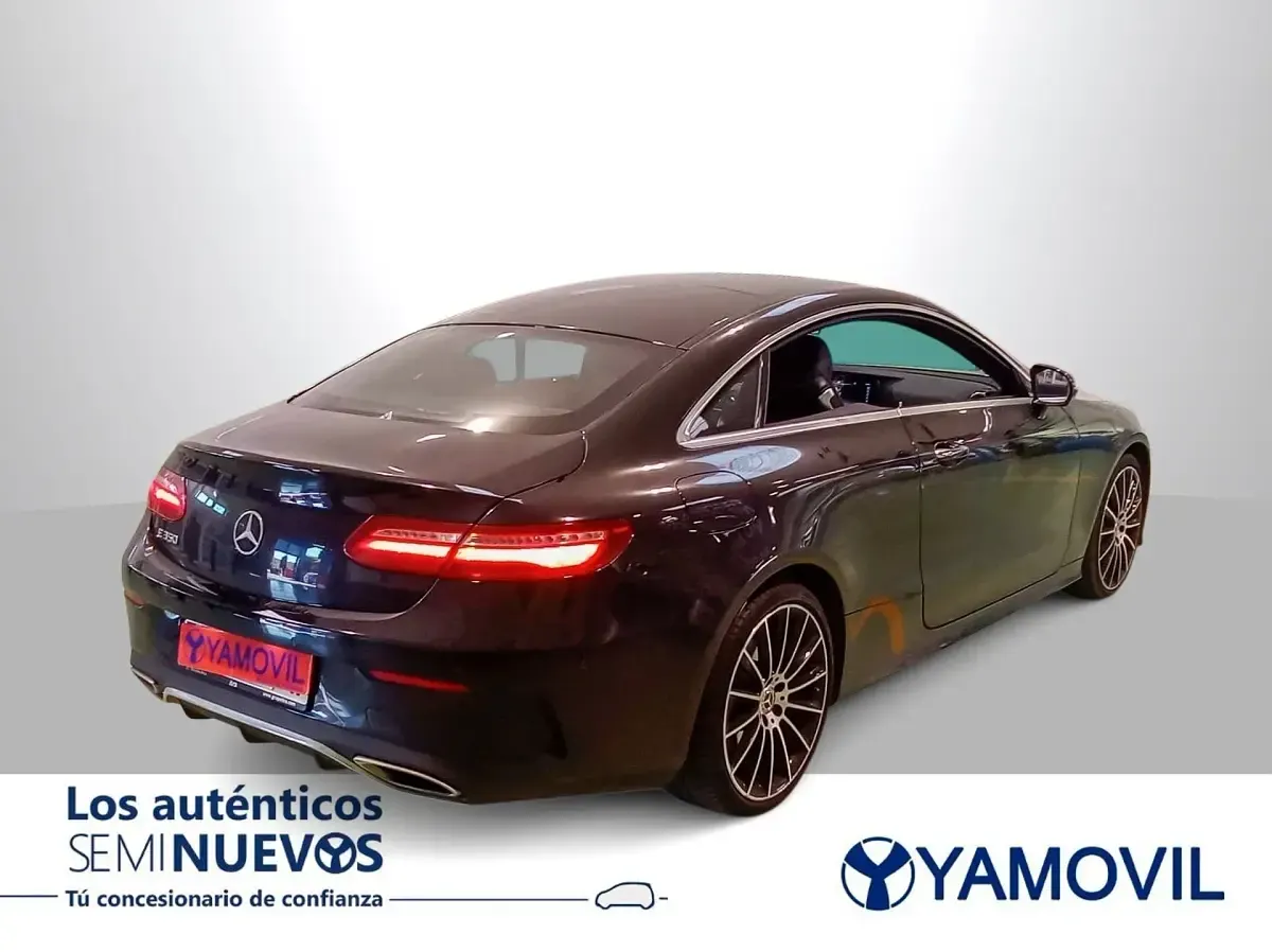 Usado Mercedes E220 299 CV (219 kW) 2019 Negro Coupe