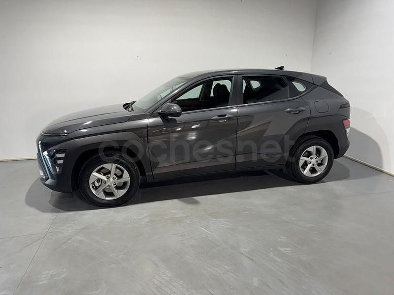 Usado Hyundai Kona 141 CV (103 kW) 2024 Gris / plata SUV