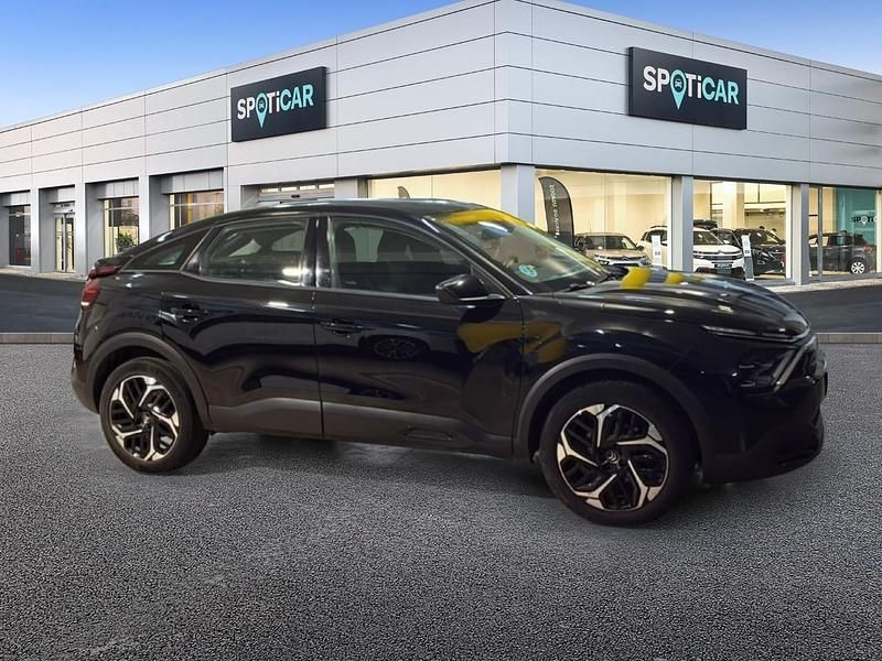 Usado Citroën C4 Feel 131 CV (96 kW) 2022 Negro Utilitario