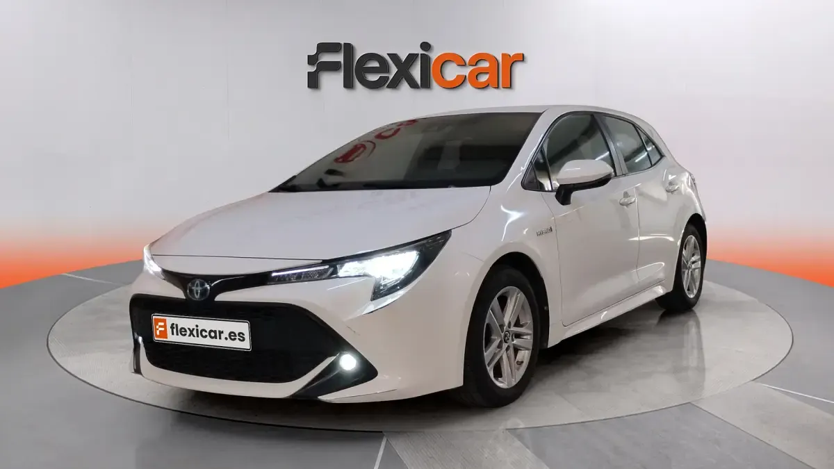 Usado Toyota Corolla Business Edition 122 CV (89 kW) 2019 Blanco Berlina