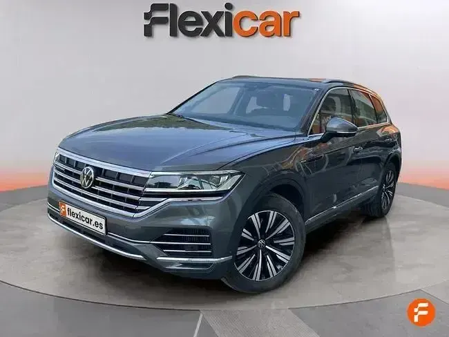 Usado VW Touareg 381 CV (280 kW) 2021 Gris SUV