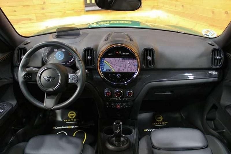 Usado Mini Cooper Countryman 136 HP (100 kW) 2021 Verde SUV