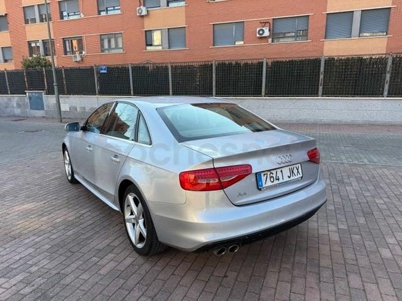Usado Audi A4 Sport 150 CV (110 kW) 2016 Gris / plata Berlina