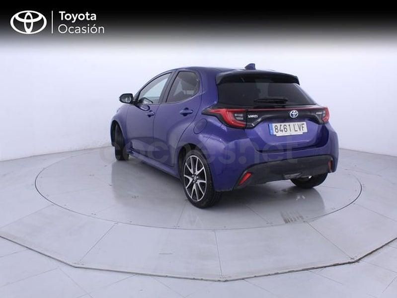 Usado Toyota Yaris Hybrid Style 116 CV (85 kW) 2021 Azul Berlina