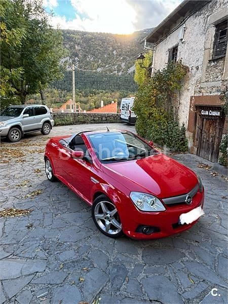 Rojo Usado 2006 Opel Tigra Sport Descapotable | 4500 € (Precio justo) - Imagen 1/4