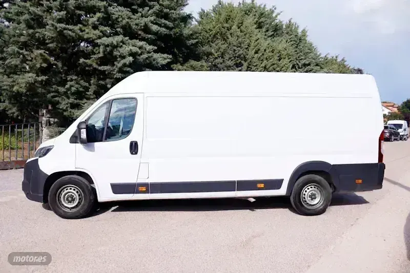 Usado Fiat Ducato 140 CV (102 kW) 2024 Blanco Van