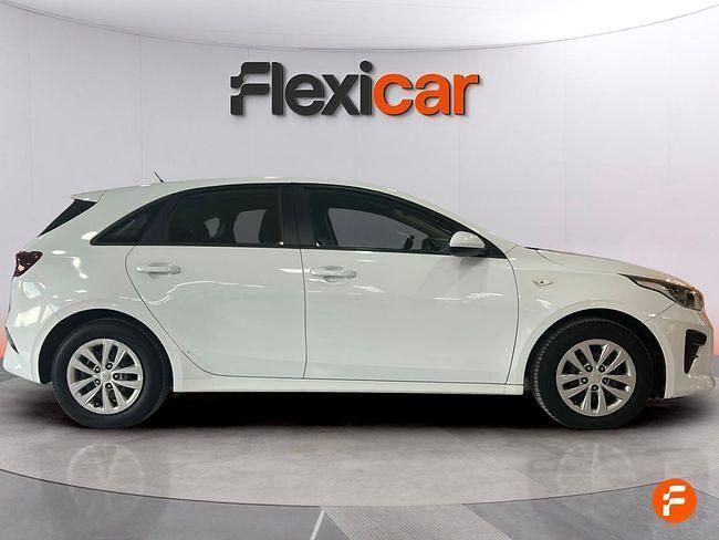 Usado Kia Ceed 115 CV (84 kW) 2019 Blanco Utilitario