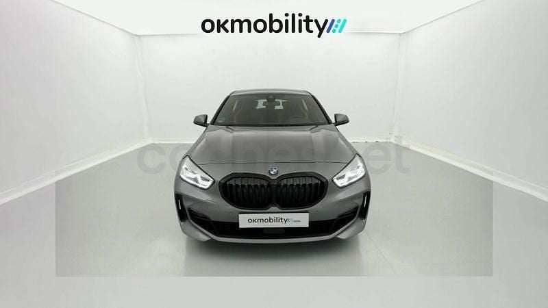 Usado BMW 118 140 CV (102 kW) 2024 Gris / plata Utilitario