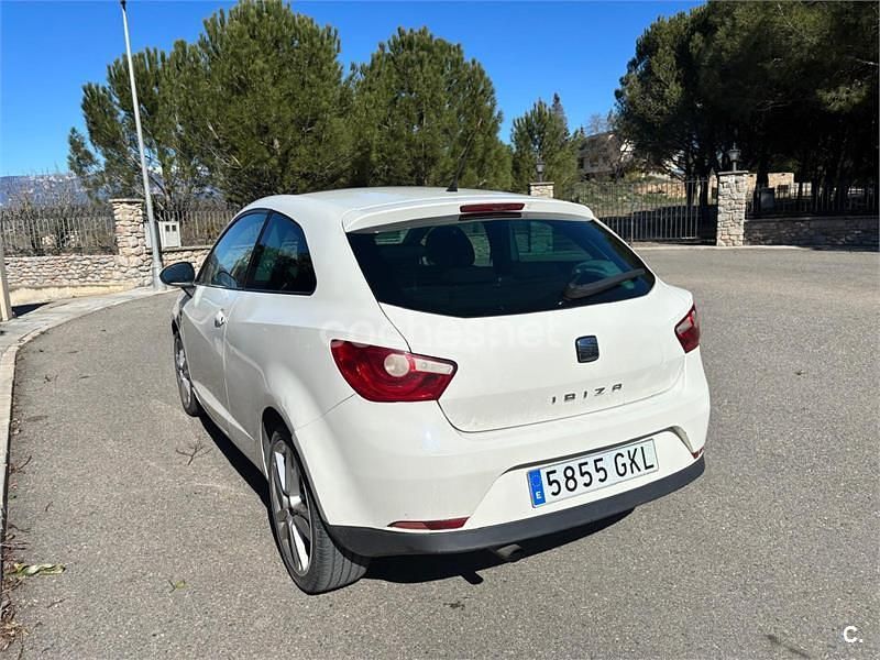 Usado Seat Ibiza SC Sport 105 CV (77 kW) 2009 Blanco Utilitario