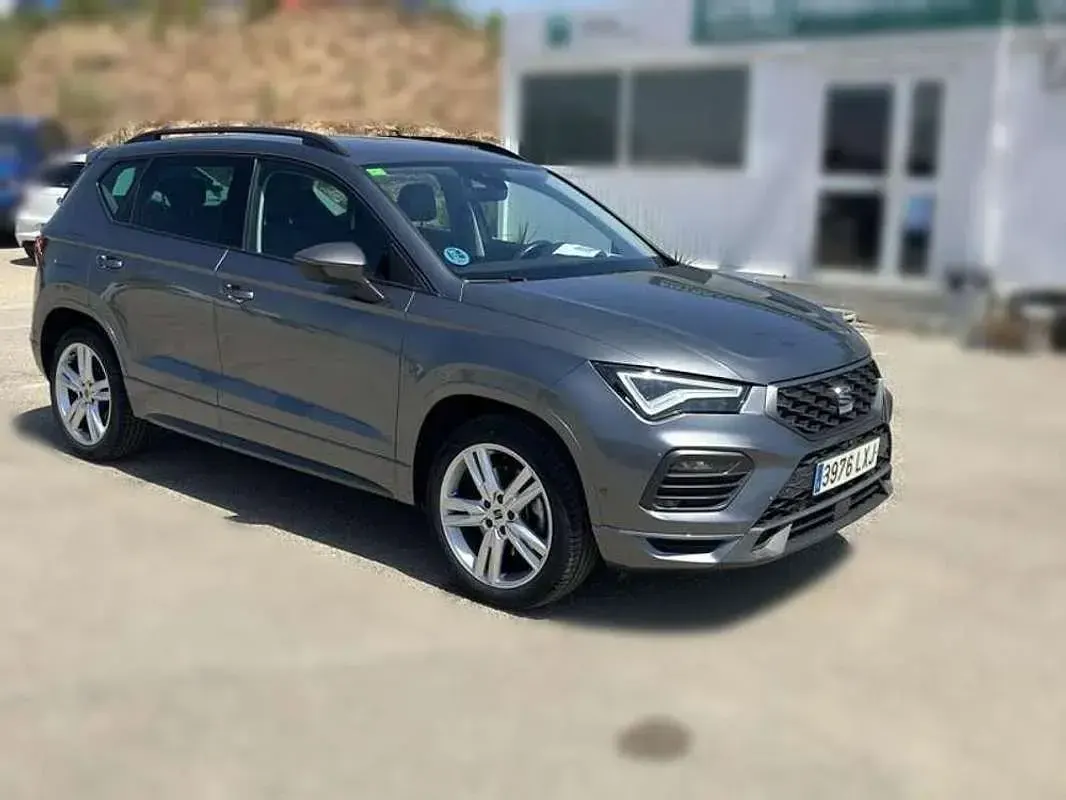 Usado Seat Ateca FR 150 CV (110 kW) 2022 Gris SUV