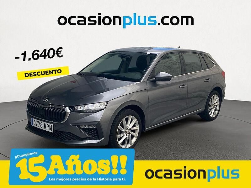 Gris / plata Usado 2024 Skoda Scala Selection Utilitario | 16.980 € (Buen precio) - Imagen 1/4
