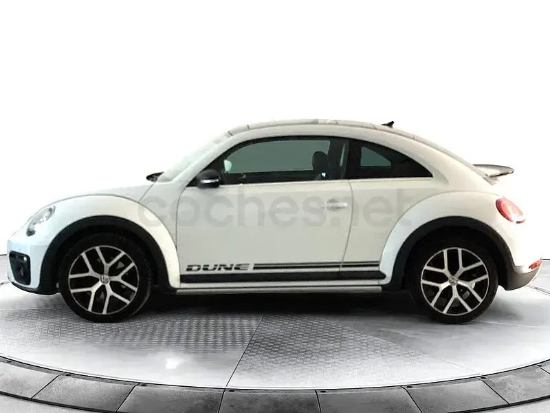 Usado VW Beetle R-line 220 CV (161 kW) 2017 Blanco Utilitario