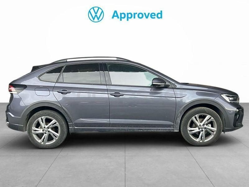 Usado VW Taigo R-line 115 CV (84 kW) 2024 Gris / plata SUV